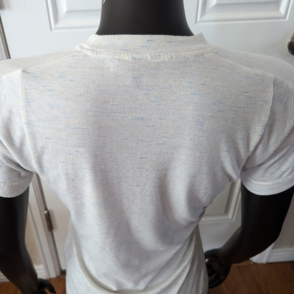 Adidas Tee Size XS - Picture 6 of 10